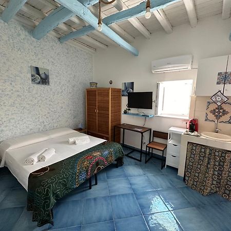 Al Centro Del Centro - Favignana Apartment ภายนอก รูปภาพ